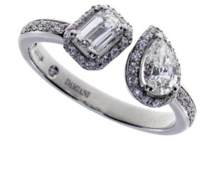 Questa l'immagine dell'anello minou full pave di damiani con diamante taglio smeraldo e diamante taglio goccia