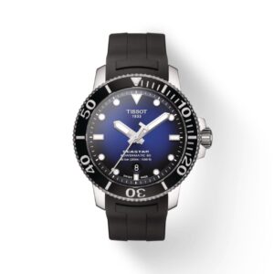Questa è l'immagine frontale dell'orologio tissot seastar 1000 powermatic 80 con dinturino in gomma nero e quadrante blu notte