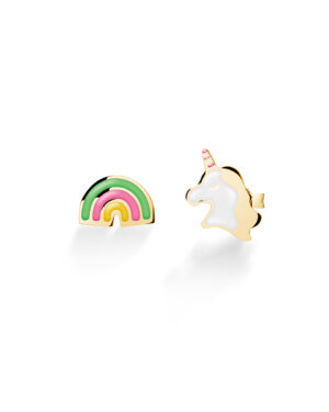 questa è l'immagine degli orecchini in oro 9 carati e smalto colorato a forma di unicorno e arcobaleno