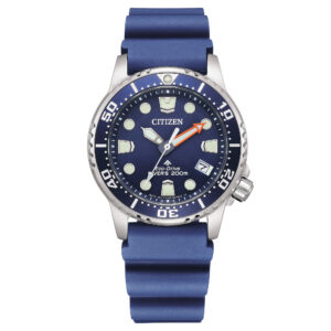 Questa è l'immagine frontale dell'orologio citizen promaster diver's 200 mt con cinturino in caucciu blu e quadrante blu di mm 37