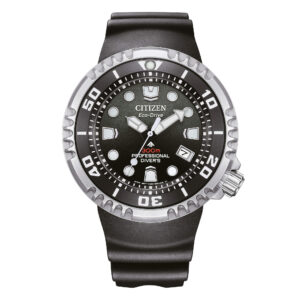 Questa è l'immagine dell'orologio citizen Promaster Diver's Eco Drive 300 mt con quadrante di colore nero