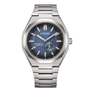 Questa è l'immagine frontale dell'orologio citizen zenshin 60 in super titanio con quadrante di colore blu e movimento automatico
