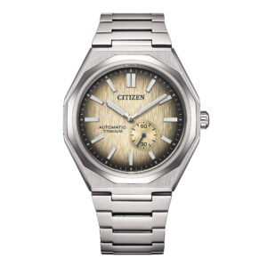 Questa è l'immagine frontale dell'orologio citizen zenshin 60 in super titanio con quadrante di colore ivory e movimento automatico