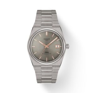 Questa è l'immagin dell'orologi otissot prx in titanio con qudarnte grigio di mm 38 e movimento automatico on riserve di carica di 80 ore