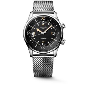 Questa è l'immagine frontale dell'orologio longines legend diver 59 con quadrante nero di mm 42 e cinturino acciaio maglia milano