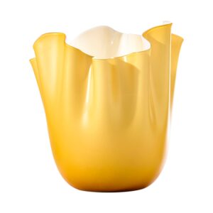 QUESTA è L'IMMAGINE DEL VASO DI VENINI, IN PARTICOLARE DEL FAZZOLETTO NELLA COLORAZIONE AMBRA SABBIATO