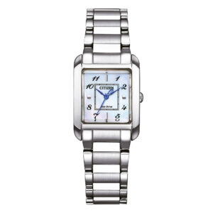 QUESTA è L'IMMAGINE FRONTALE DELL'OROLOGIO CITIZEN LADY SQUARE CON QUADRANTE MM 22 MADREPERLA