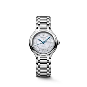 Questa è l'immagine frontale dell'orologio longines primaluna con quadrante in madreperla e diamanti e cassa di mm 30