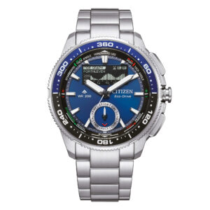 questa e l immagine dell orologio citizen promaster acciaio con fondo blu per utilizzo in vari sport marini co strumenti specifici di misurazione delle maree alba e tramonto
