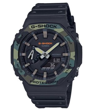 Questa è l'immagine frontale dell'orologio casio g-shock nero e cassa camouflage