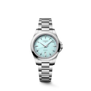 Questa è l'immagine frontale dell'orologio longines conquest con quadrante blu ghiaccio, cassa di mm 30 e movimento al quarzo