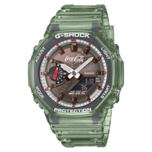 Questa èl'immagine frontale dell'orologio casio g-shock classic in edizione speciale in collaborazione con coca cola