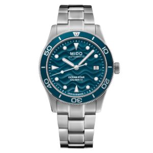 Questa è l'immagine frontale dell'orologio mido ocean star 39 in edizione speciale con due cinturini