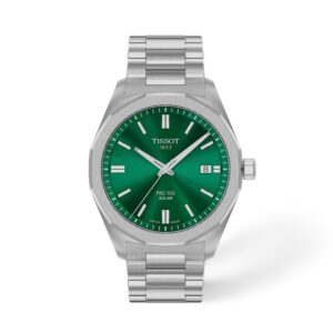 Questa è l'immagine frontale dell'orologio tissot prc 100 solar con quadrante di colore verde e cassa di mm 39